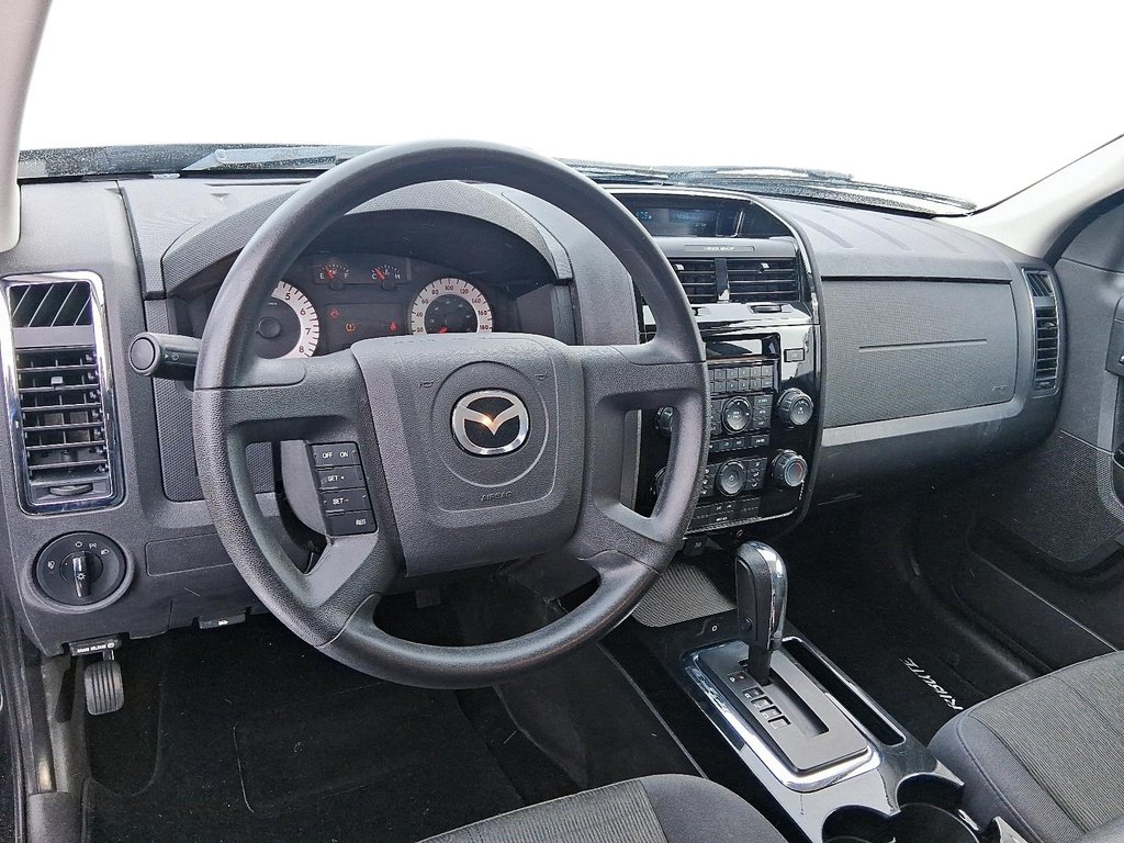 2011 Mazda Tribute AWD GS 3.0 at in Stratford, Ontario - 10 - w1024h768px