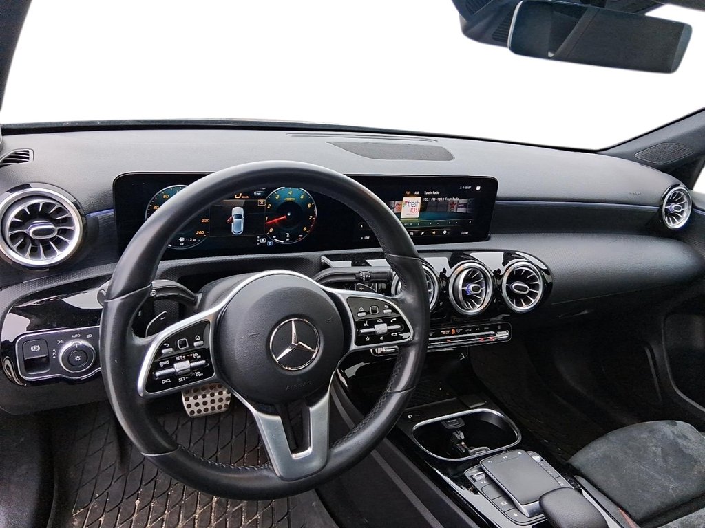2021 Mercedes-Benz A250 4MATIC Hatch in Stratford, Ontario - 11 - w1024h768px