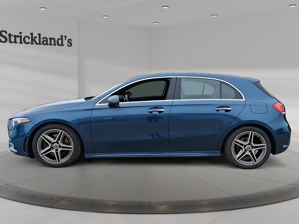 2021 Mercedes-Benz A250 4MATIC Hatch in Stratford, Ontario - 5 - w1024h768px
