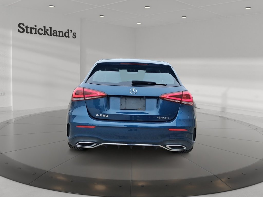 2021 Mercedes-Benz A250 4MATIC Hatch in Stratford, Ontario - 3 - w1024h768px