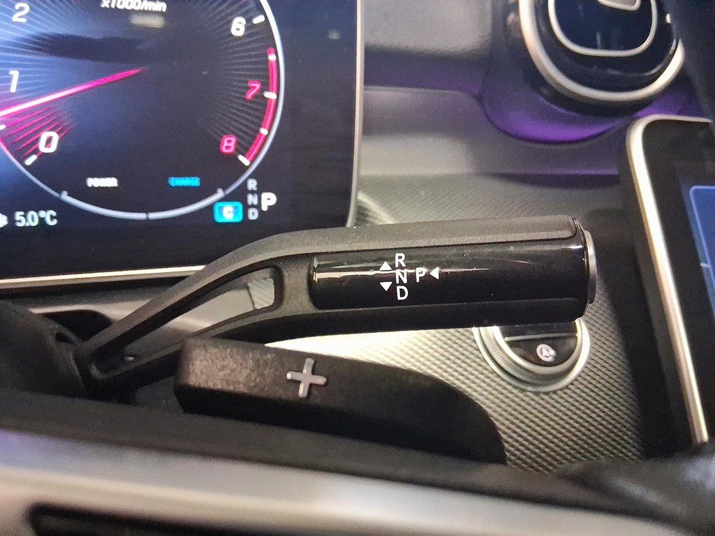 2024 Mercedes-Benz C300 4MATIC Sedan in Stratford, Ontario - 16 - w1024h768px