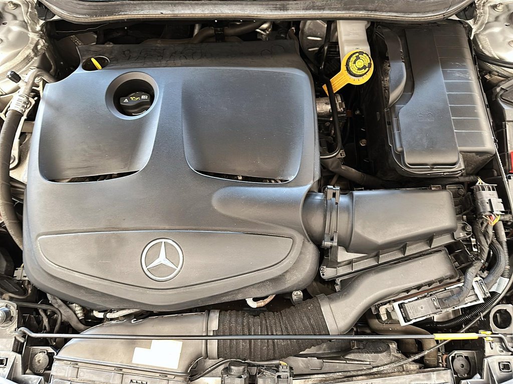2018 Mercedes-Benz CLA250 4MATIC in Stratford, Ontario - 7 - w1024h768px