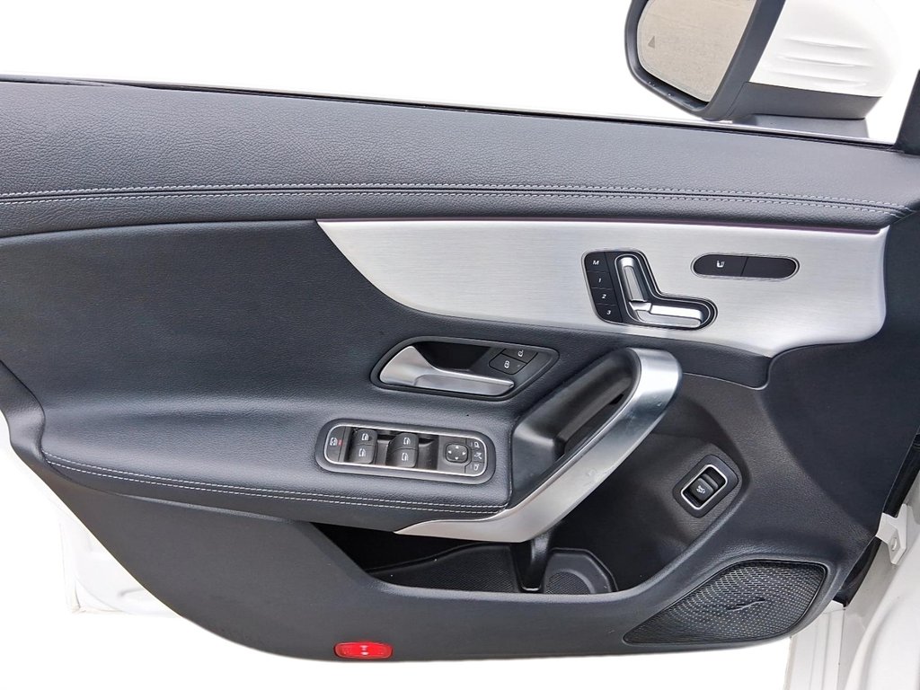 2025 Mercedes-Benz CLA250 4MATIC Coupe in Stratford, Ontario - 14 - w1024h768px