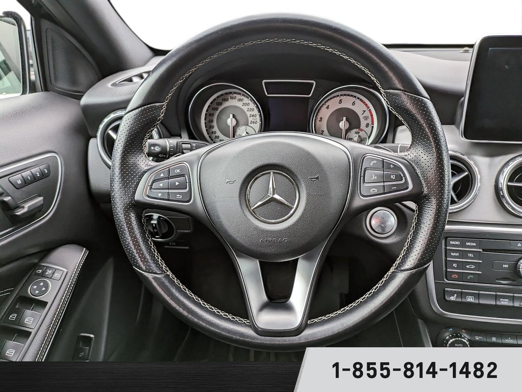 2016  GLA250 4MATIC SUV in Stratford, Ontario - 12 - w1024h768px