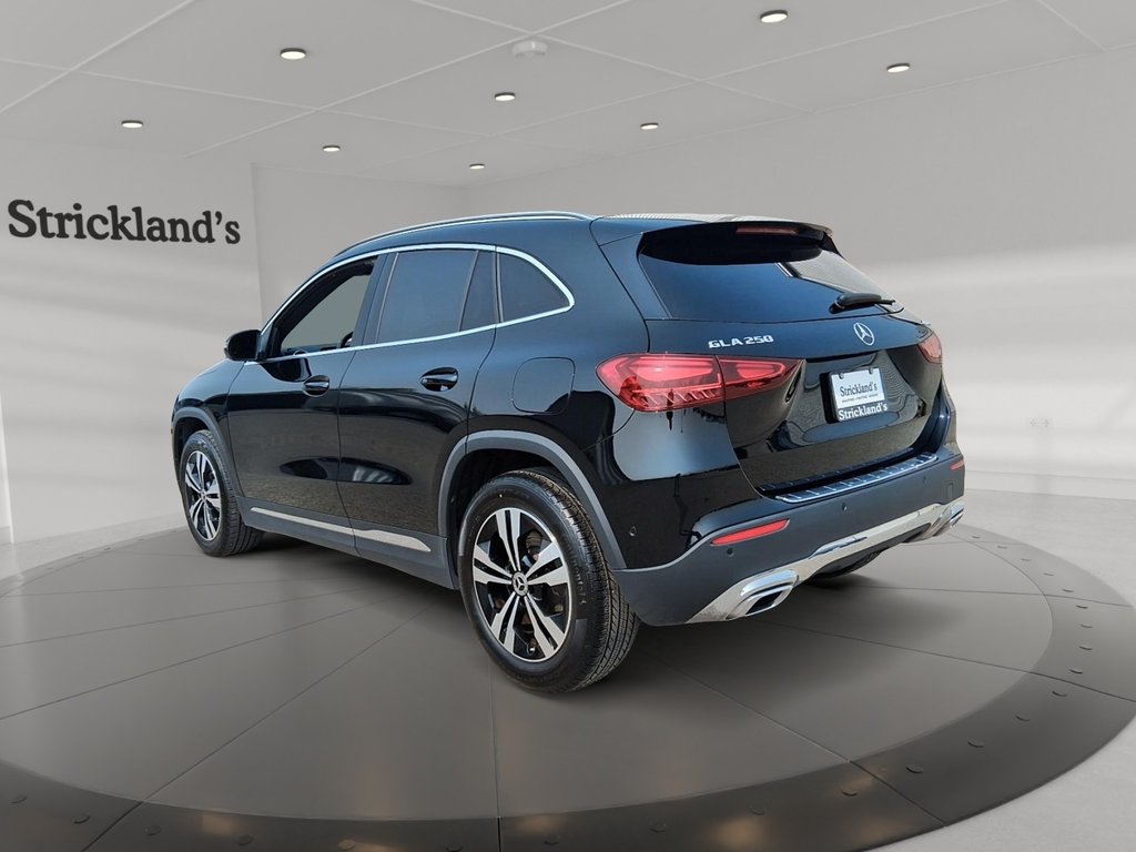 2026 Mercedes-Benz GLA250 4MATIC SUV in Stratford, Ontario - 4 - w1024h768px