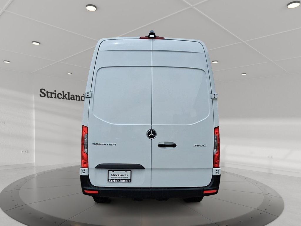 2025 Mercedes-Benz Sprinter Cargo Van 2500 High Roof I4 Diesel 170 in Stratford, Ontario - 3 - w1024h768px