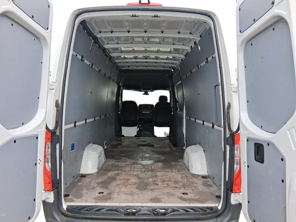 2025 Mercedes-Benz Sprinter Cargo Van 2500 High Roof I4 Diesel 170 in Stratford, Ontario - 6 - w1024h768px