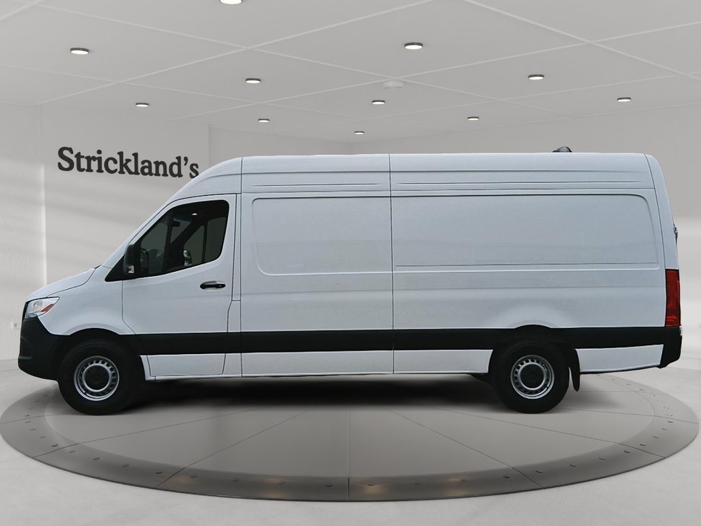 2025 Mercedes-Benz Sprinter Cargo Van 2500 High Roof I4 Diesel 170 in Stratford, Ontario - 5 - w1024h768px