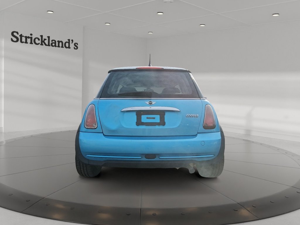 2005 MINI COOPER Classic in Stratford, Ontario - 3 - w1024h768px