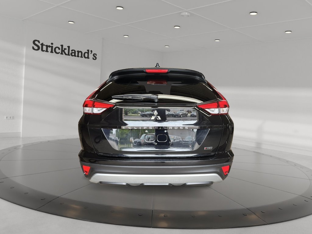 2022 Mitsubishi ECLIPSE CROSS ES S-AWC in Stratford, Ontario - 3 - w1024h768px