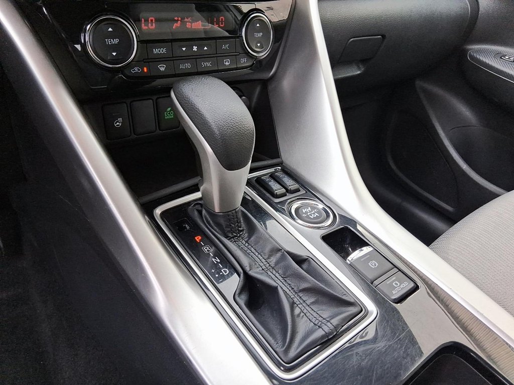 2024 Mitsubishi Eclipse Cross ES S-AWC in Stratford, Ontario - 16 - w1024h768px