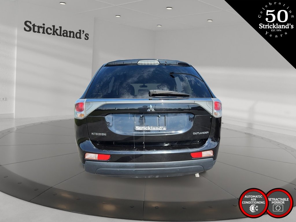 2014  Outlander 4WD ES in Stratford, Ontario - 3 - w1024h768px