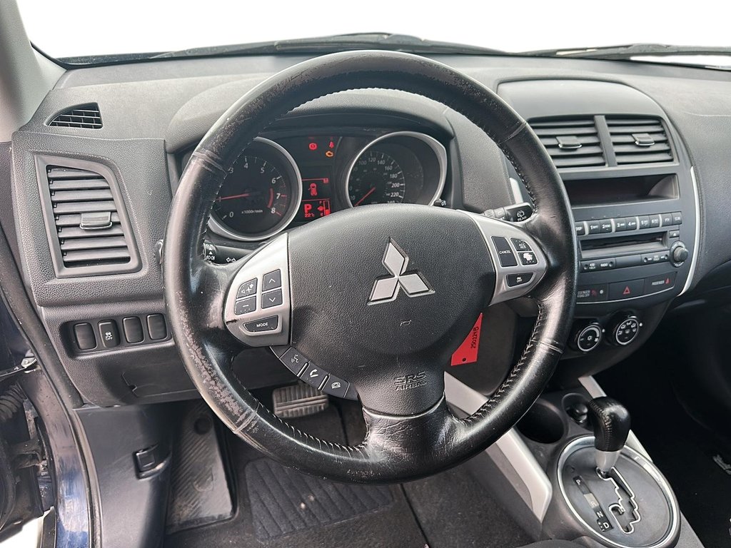 2011 Mitsubishi RVR SE 2WD 5sp in Stratford, Ontario - 10 - w1024h768px