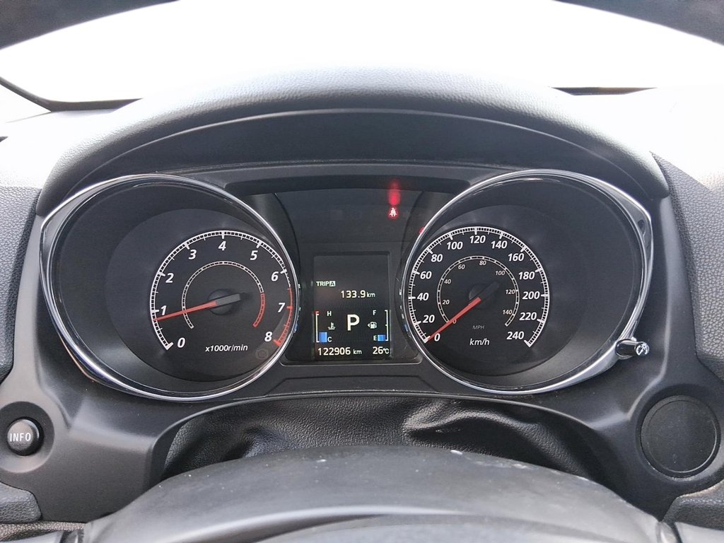 2020 Mitsubishi RVR ES FWD - CVT in Stratford, Ontario - 14 - w1024h768px