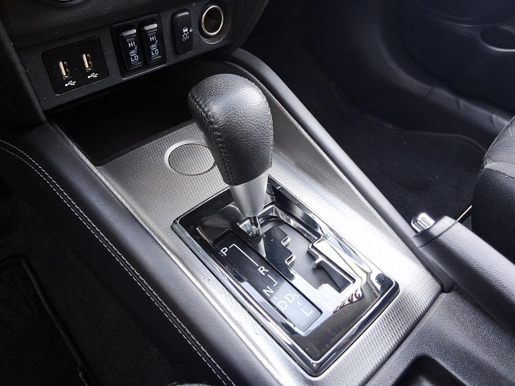2020 Mitsubishi RVR ES FWD - CVT in Stratford, Ontario - 16 - w1024h768px