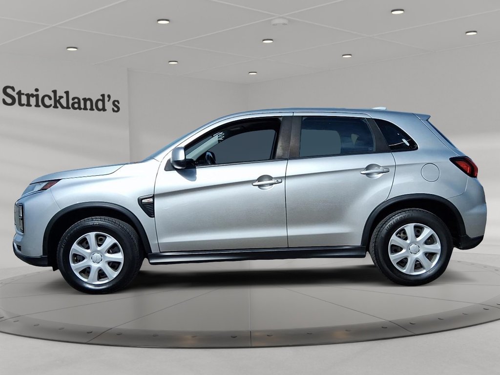 2020 Mitsubishi RVR ES FWD - CVT in Stratford, Ontario - 5 - w1024h768px