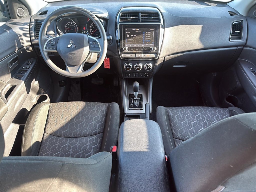 2023 Mitsubishi RVR ES AWC - CVT in Stratford, Ontario - 9 - w1024h768px