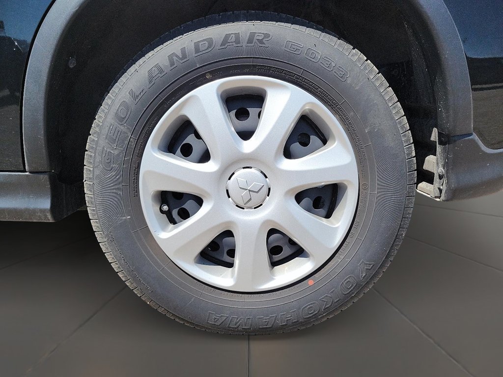 2024 Mitsubishi RVR ES AWC in Stratford, Ontario - 7 - w1024h768px