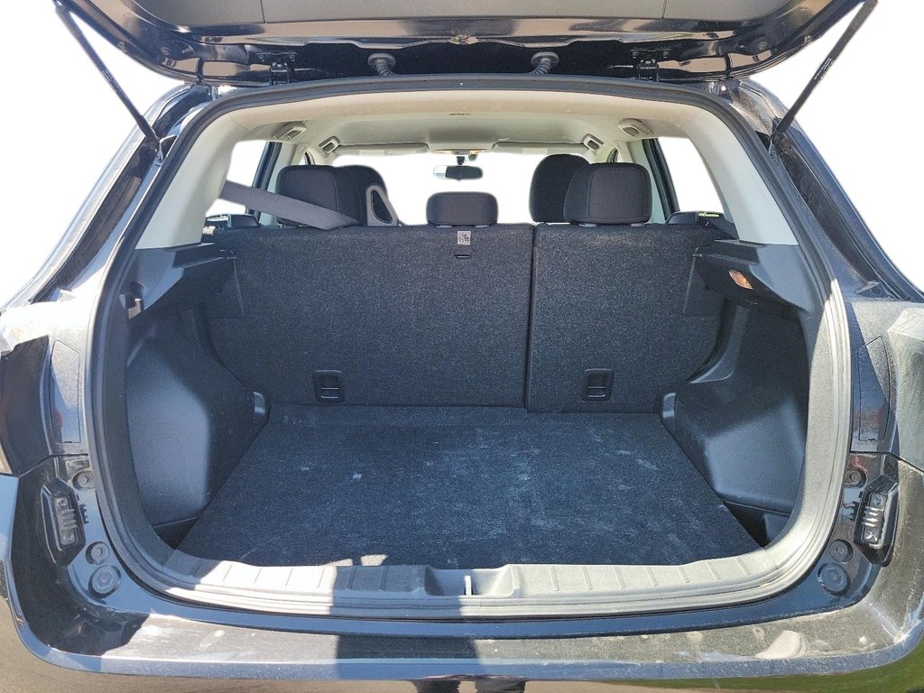2024 Mitsubishi RVR ES AWC in Stratford, Ontario - 6 - w1024h768px
