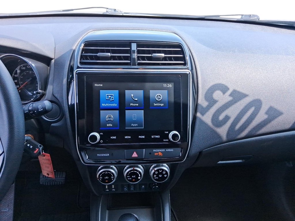2024 Mitsubishi RVR SE AWC in Stratford, Ontario - 15 - w1024h768px