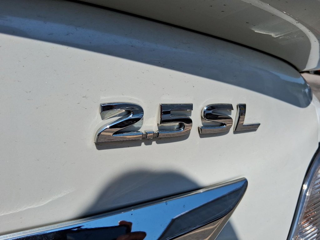 2014 Nissan Altima Sedan 2.5 CVT in Stratford, Ontario - 8 - w1024h768px