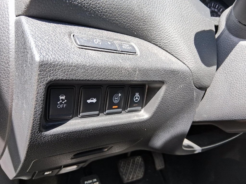 2014 Nissan Altima Sedan 2.5 CVT in Stratford, Ontario - 17 - w1024h768px