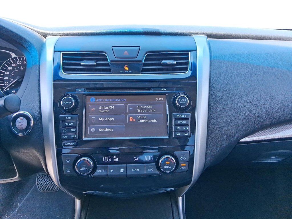 2014 Nissan Altima Sedan 2.5 CVT in Stratford, Ontario - 16 - w1024h768px