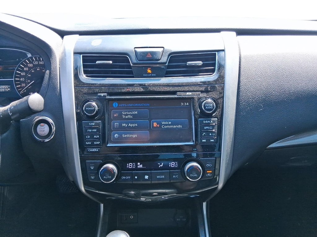 2015 Nissan Altima Sedan 2.5 CVT in Stratford, Ontario - 15 - w1024h768px