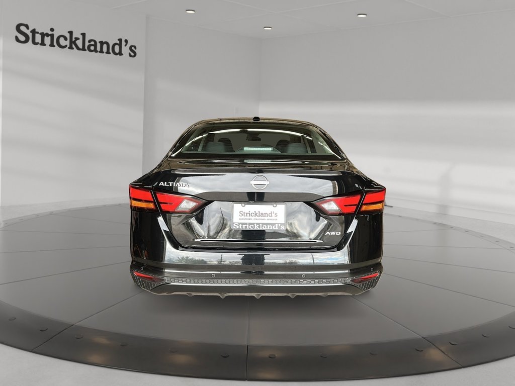 2024 Nissan Altima S AWD in Stratford, Ontario - 3 - w1024h768px