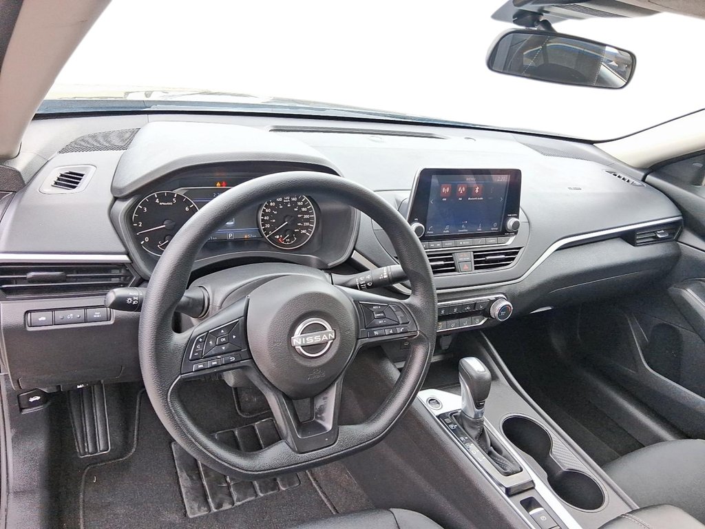 2024 Nissan Altima S AWD in Stratford, Ontario - 10 - w1024h768px