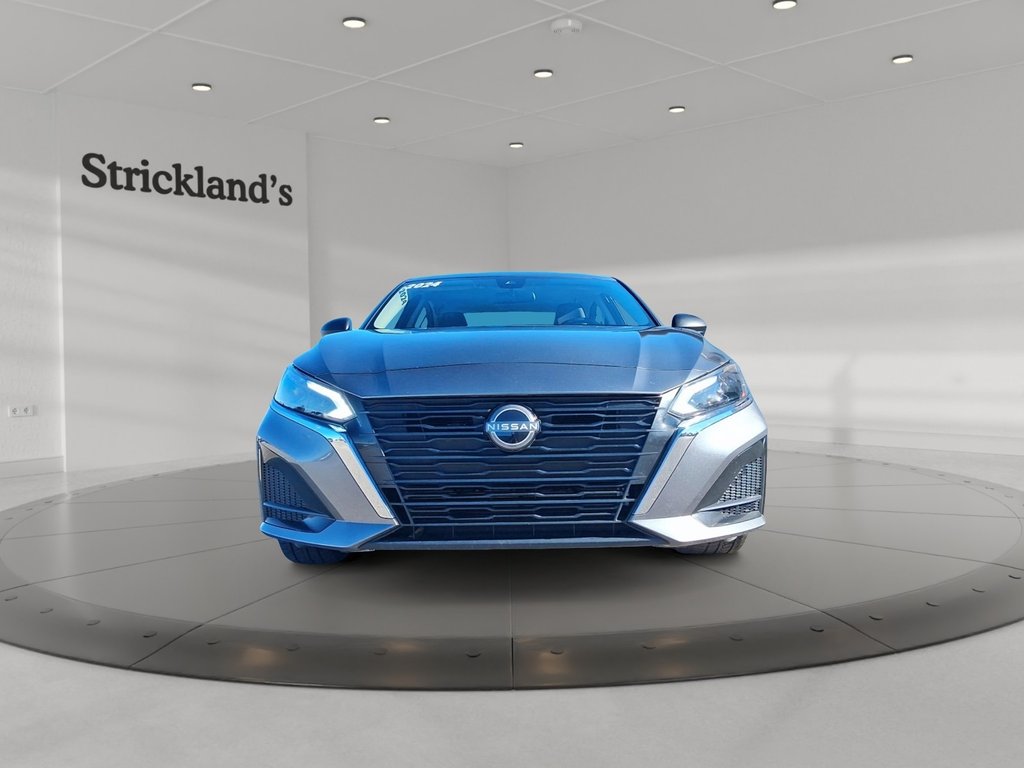 2025 Nissan Altima S AWD in Stratford, Ontario - 2 - w1024h768px