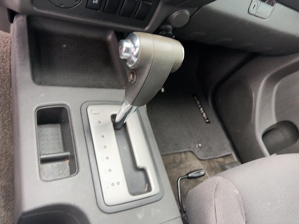2012 Nissan Frontier King Cab S 4X2 at in Stratford, Ontario - 13 - w1024h768px