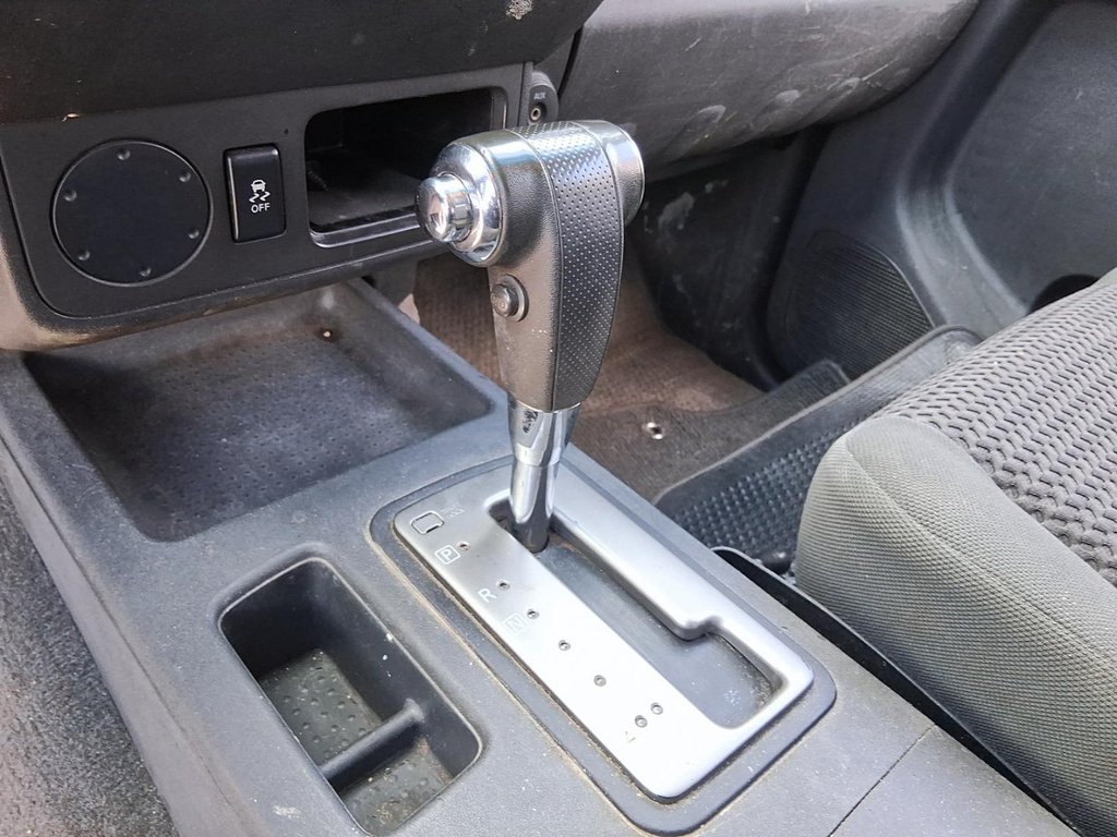 2012 Nissan Frontier King Cab SV-V6 4X2 at in Stratford, Ontario - 15 - w1024h768px