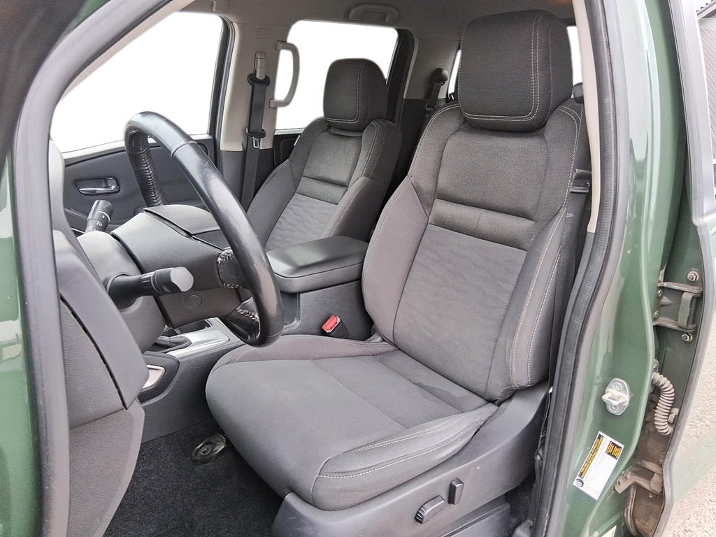 2022 Nissan Frontier Crew Cab SV 4x4 at in Stratford, Ontario - 7 - w1024h768px