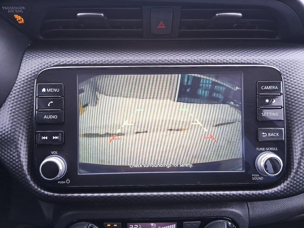 2025 Nissan Kicks Play SV FWD in Stratford, Ontario - 17 - w1024h768px