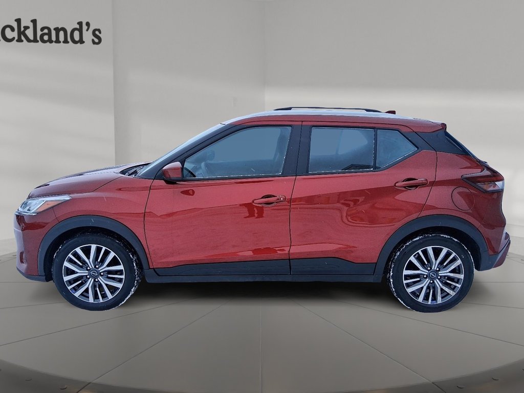 2025 Nissan Kicks Play SV FWD in Stratford, Ontario - 5 - w1024h768px