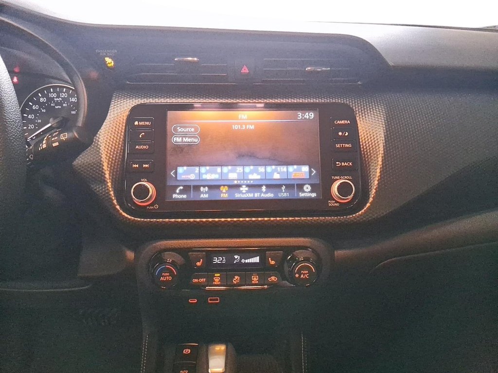 2025 Nissan Kicks Play SV FWD in Stratford, Ontario - 15 - w1024h768px