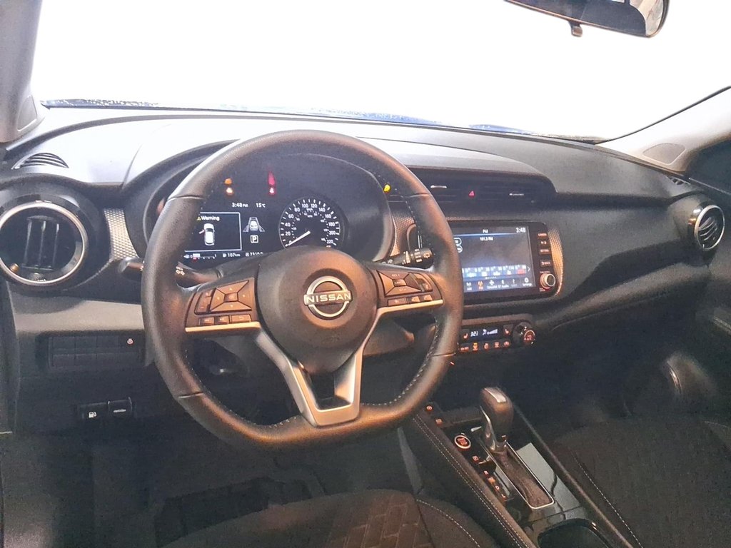 2025 Nissan Kicks Play SV FWD in Stratford, Ontario - 10 - w1024h768px