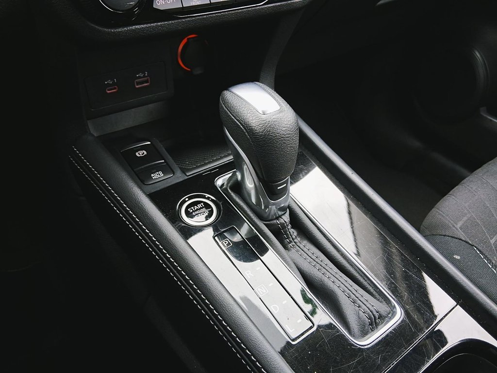 2025 Nissan Kicks Play SV FWD in Stratford, Ontario - 17 - w1024h768px
