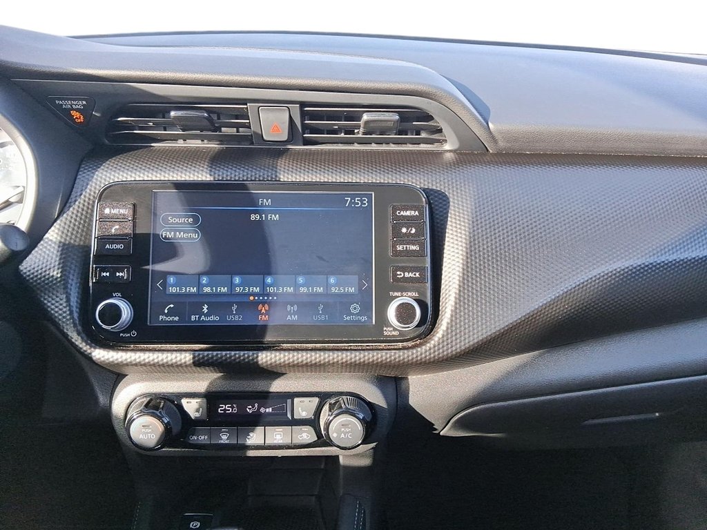 2025 Nissan Kicks Play SV FWD in Stratford, Ontario - 15 - w1024h768px
