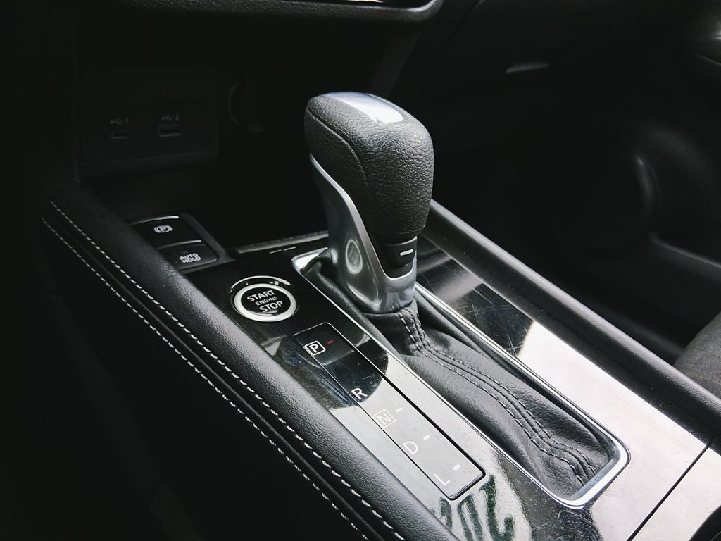 2025 Nissan Kicks Play SV FWD in Stratford, Ontario - 17 - w1024h768px