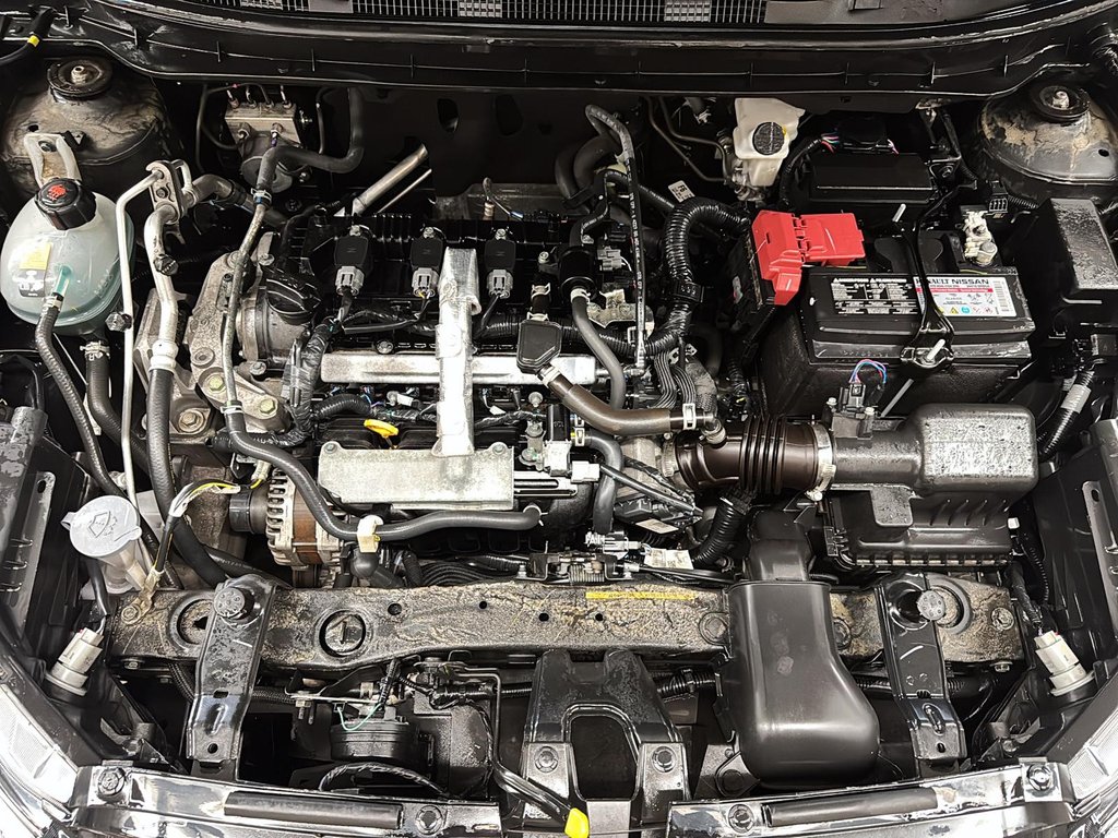 2025 Nissan Kicks Play SV FWD in Stratford, Ontario - 7 - w1024h768px