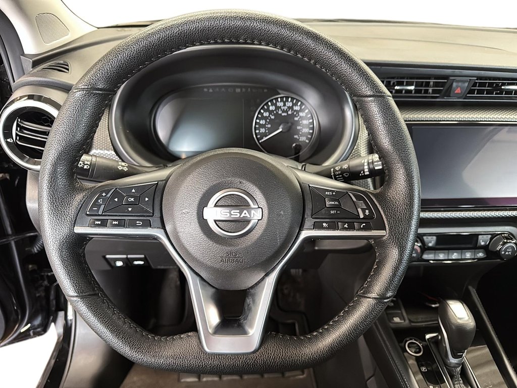 2025 Nissan Kicks Play SV FWD in Stratford, Ontario - 11 - w1024h768px