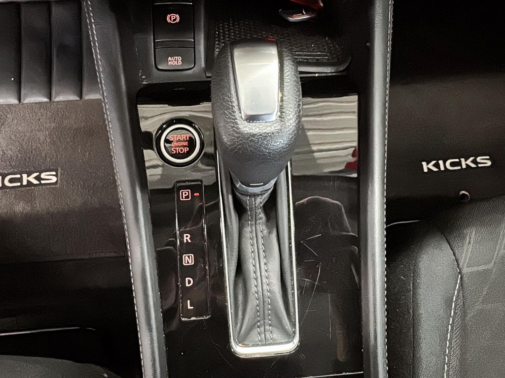 2025 Nissan Kicks Play SV FWD in Stratford, Ontario - 14 - w1024h768px