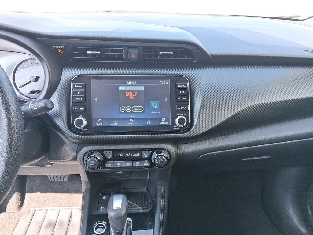 2025 Nissan Kicks Play SV FWD in Stratford, Ontario - 15 - w1024h768px
