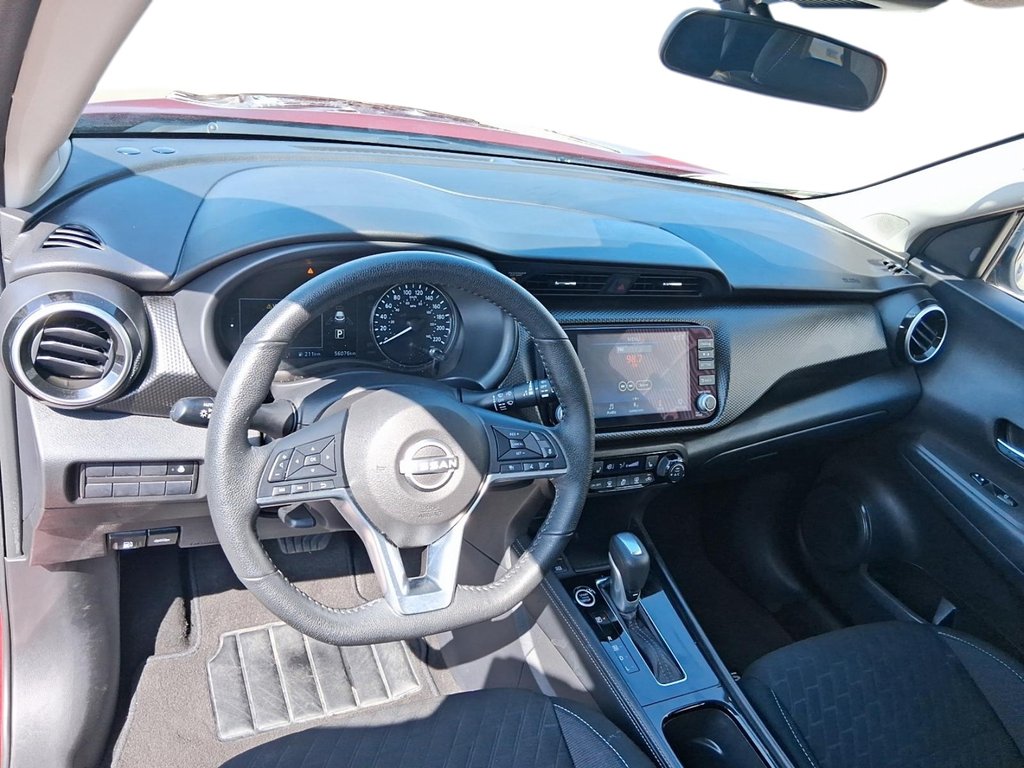 2025 Nissan Kicks Play SV FWD in Stratford, Ontario - 10 - w1024h768px
