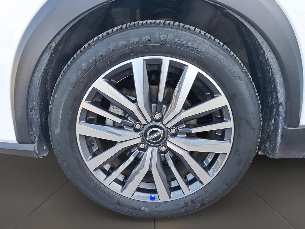 2025 Nissan Kicks Play SV FWD in Stratford, Ontario - 7 - w1024h768px