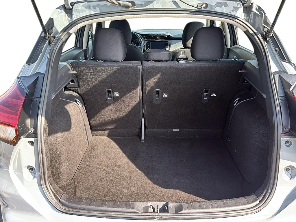 2025 Nissan Kicks Play SV FWD in Stratford, Ontario - 6 - w1024h768px