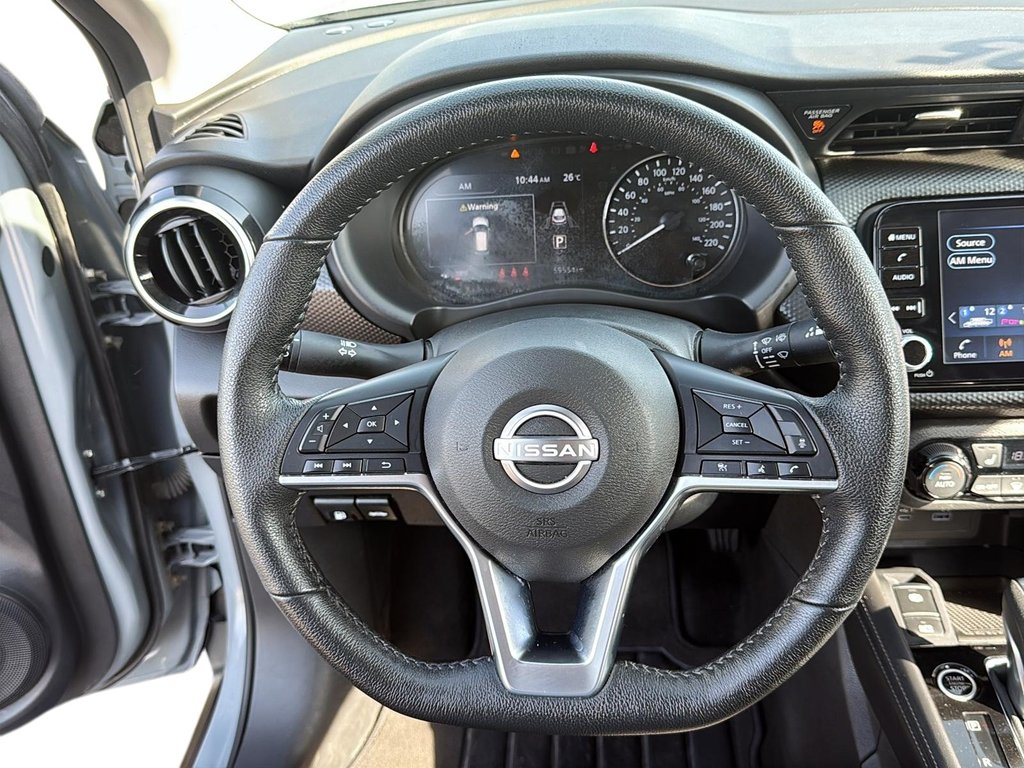 2025 Nissan Kicks Play SV FWD in Stratford, Ontario - 11 - w1024h768px