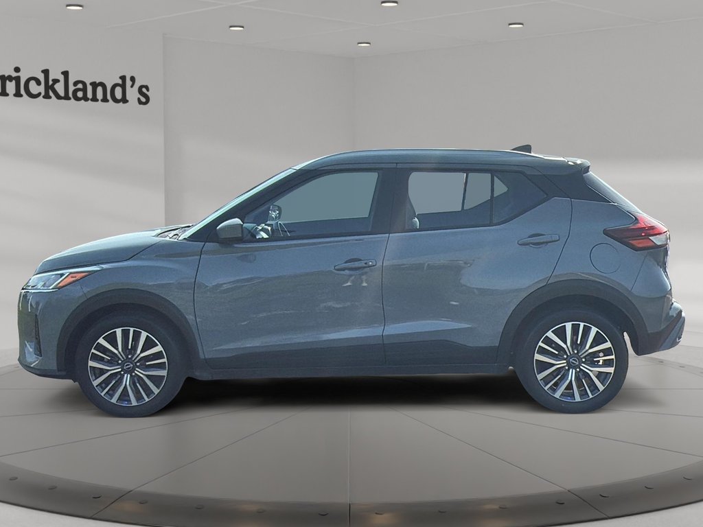 2025 Nissan Kicks Play SV FWD in Stratford, Ontario - 5 - w1024h768px